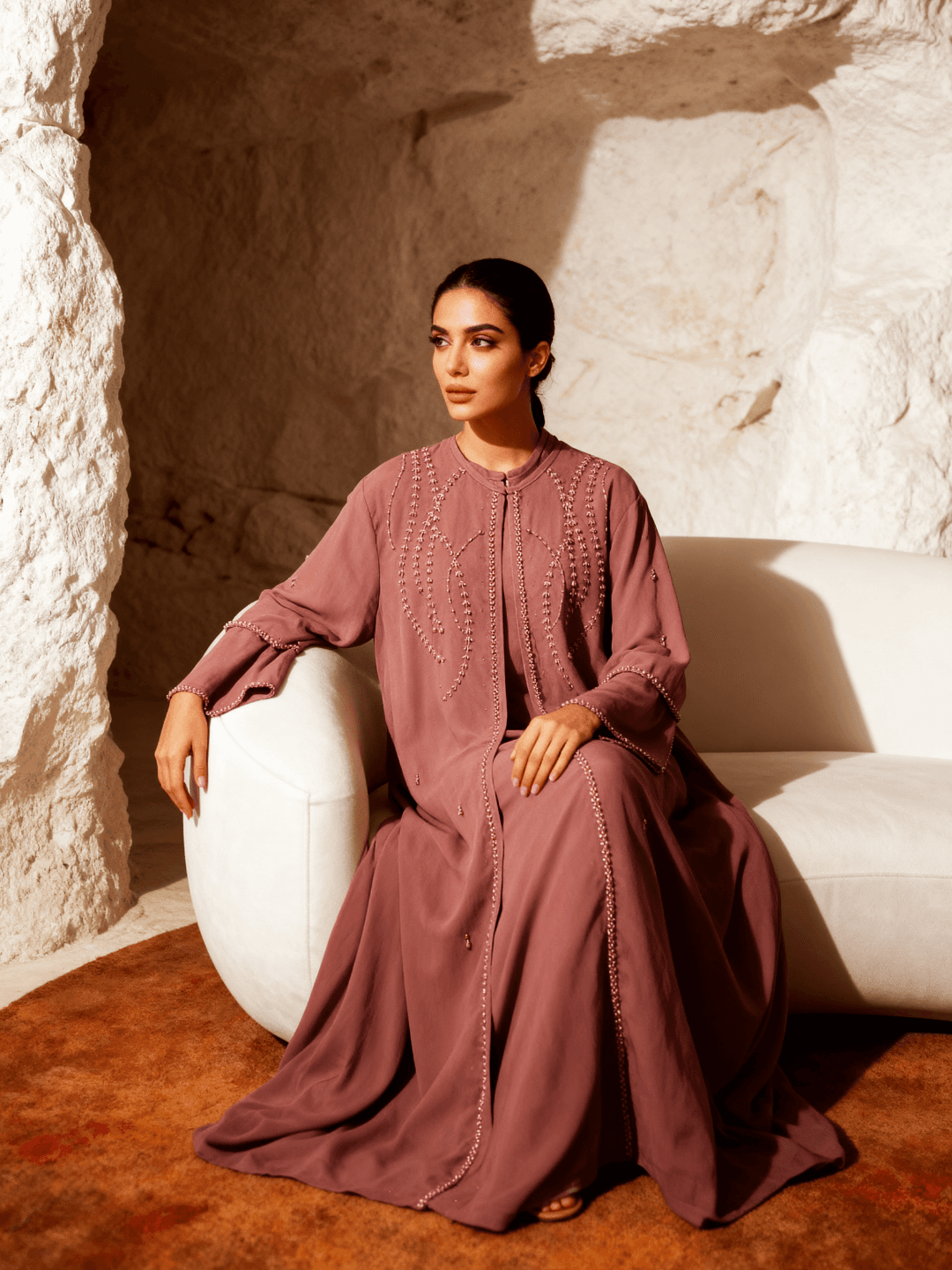Nalla Abaya 1.png